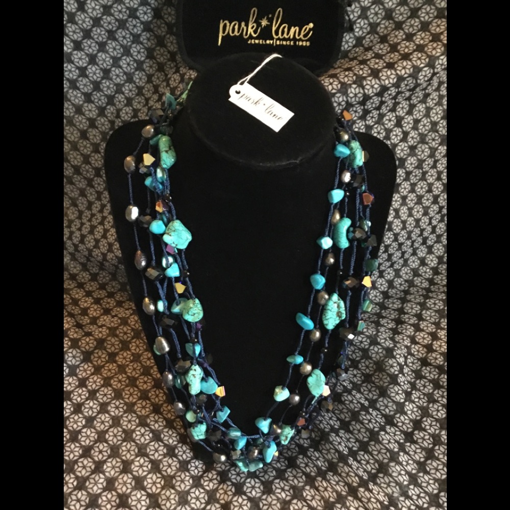 NWT & Pouch Park Lane Jewelry TRUE BLUE NECKLACE